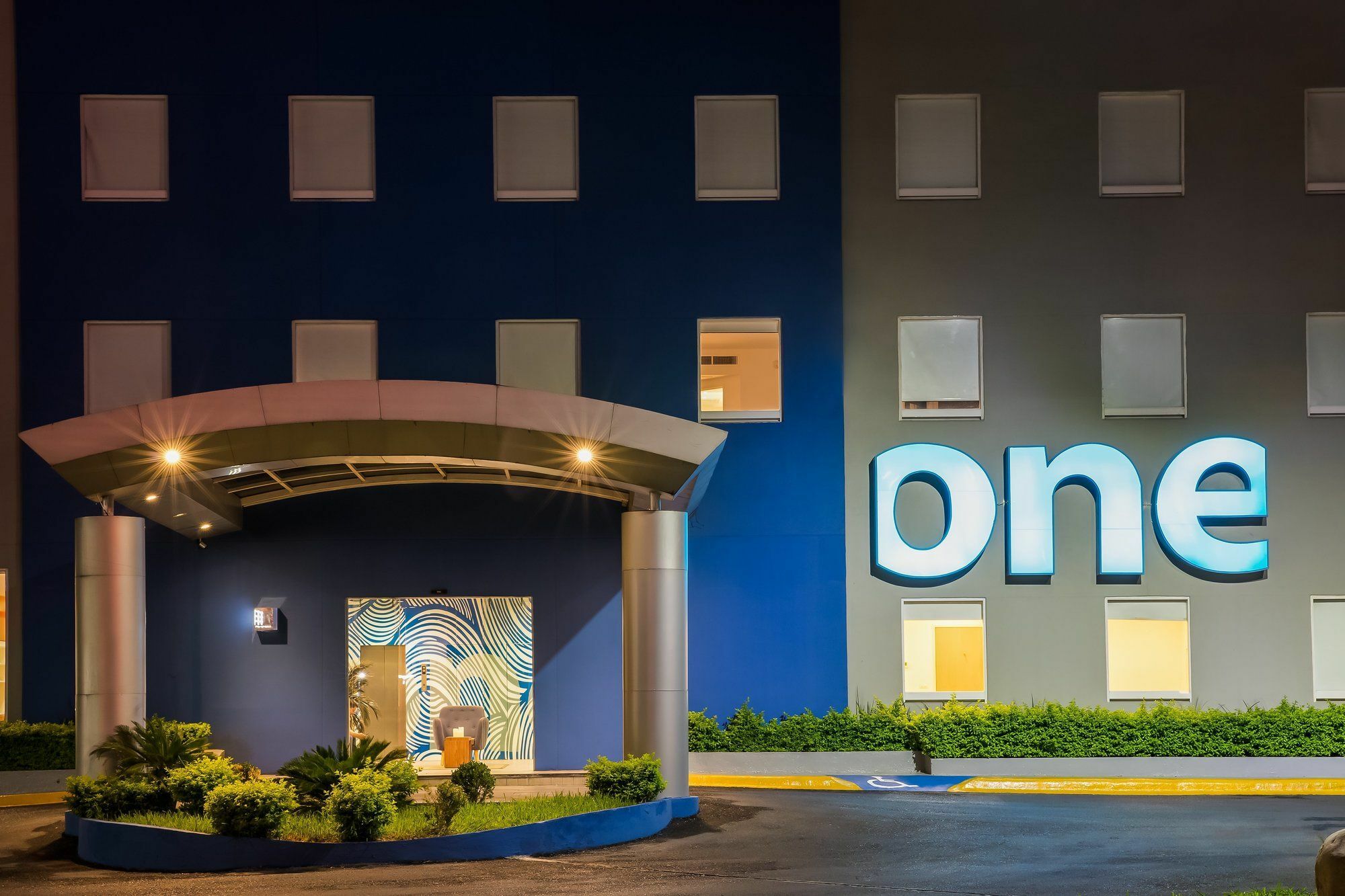 One Monterrey Aeropuerto Hotel Apodaca Exterior foto